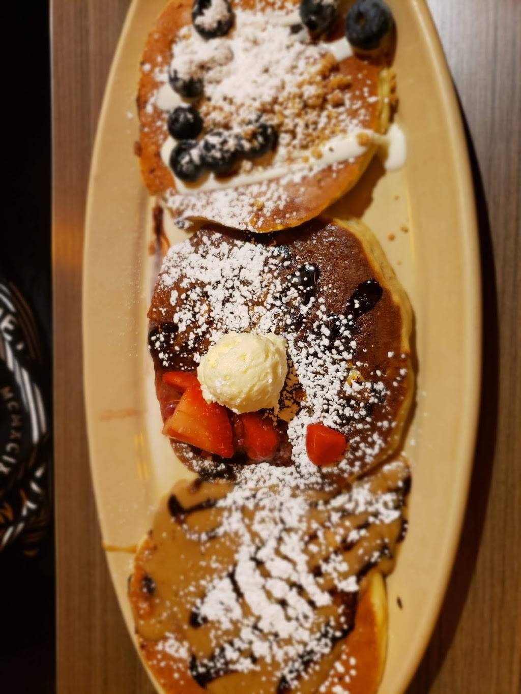 Snooze an A.M. Eatery | restaurant | 3211 Oak Lawn Ave Suite A, Dallas, TX 75219, USA | 4694807250 OR +1 469-480-7250