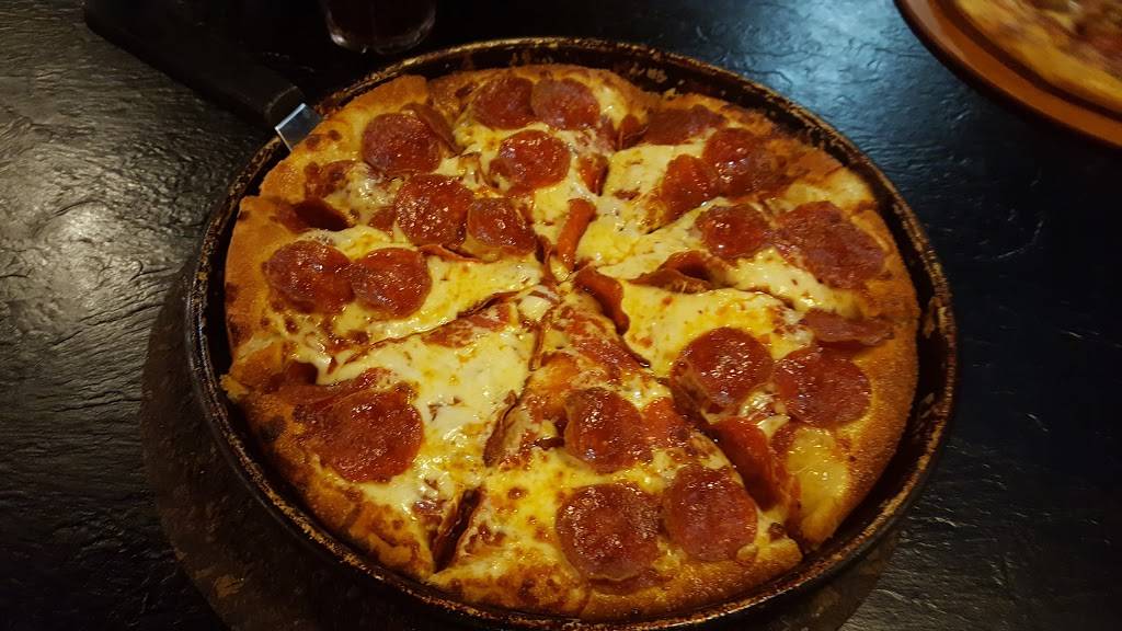 Pizza Hut | restaurant | Seawall Blvd, Galveston, TX 77551, USA | 4097403400 OR +1 409-740-3400