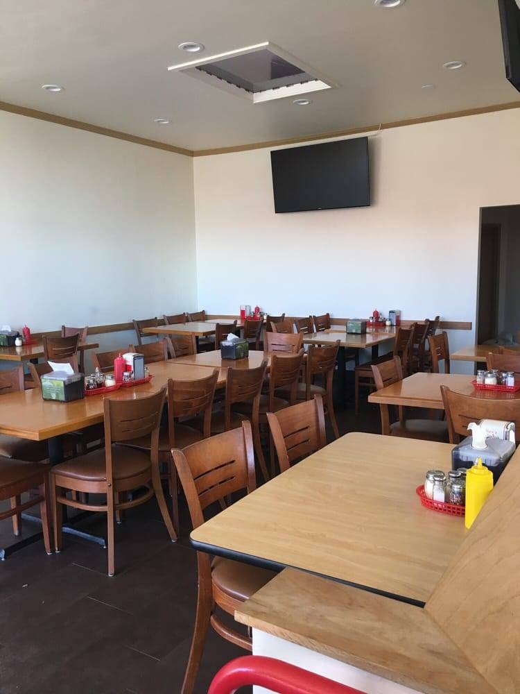 Seniores Pizza | meal delivery | 730 Kains Ave, San Bruno, CA 94066, USA | 6509524100 OR +1 650-952-4100