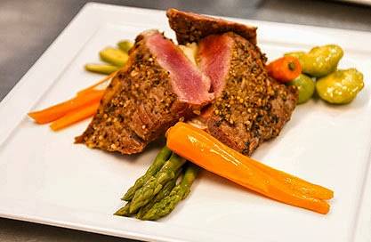 Marquis Bar & Grill | restaurant | 6700 Route Transcanadienne, Pointe-Claire, QC H9R 1C2, Canada | 5146977110 OR +1 514-697-7110