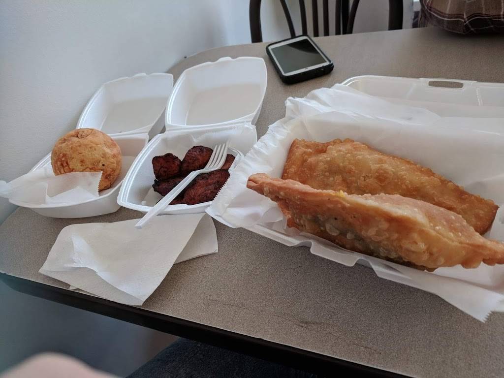 Puerto Rican foods and New York Style Pizza. | restaurant | 3225 Belmont Ave, Youngstown, OH 44505, USA | 3307595210 OR +1 330-759-5210