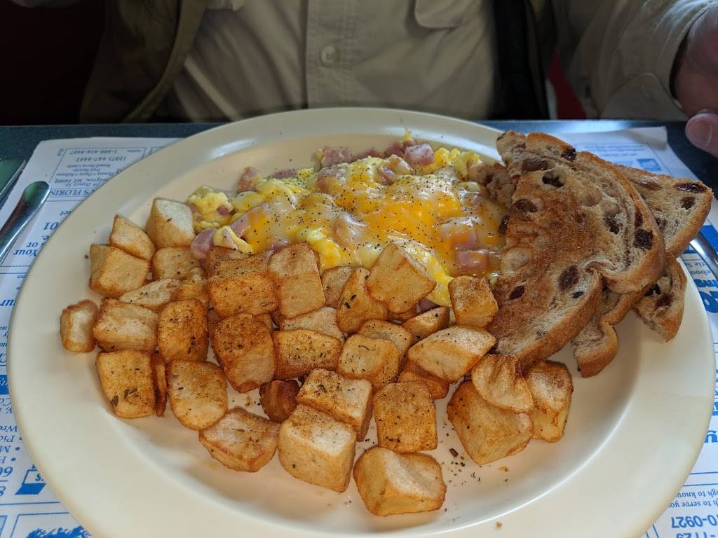 Rickys Diner | restaurant | 257 Main St, Bridgton, ME 04009, USA | 2076472499 OR +1 207-647-2499