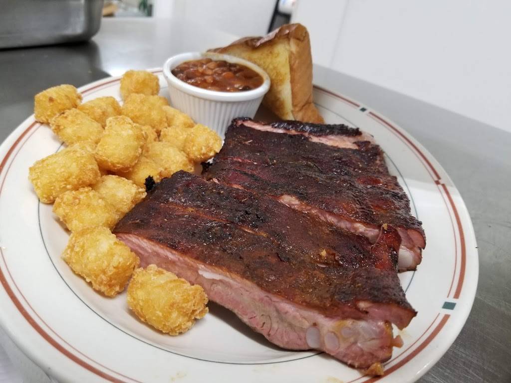 Stewarts Ol Smokehouse | restaurant | 412 Broadway St, Valley Falls, KS 66088, USA | 7855737605 OR +1 785-573-7605