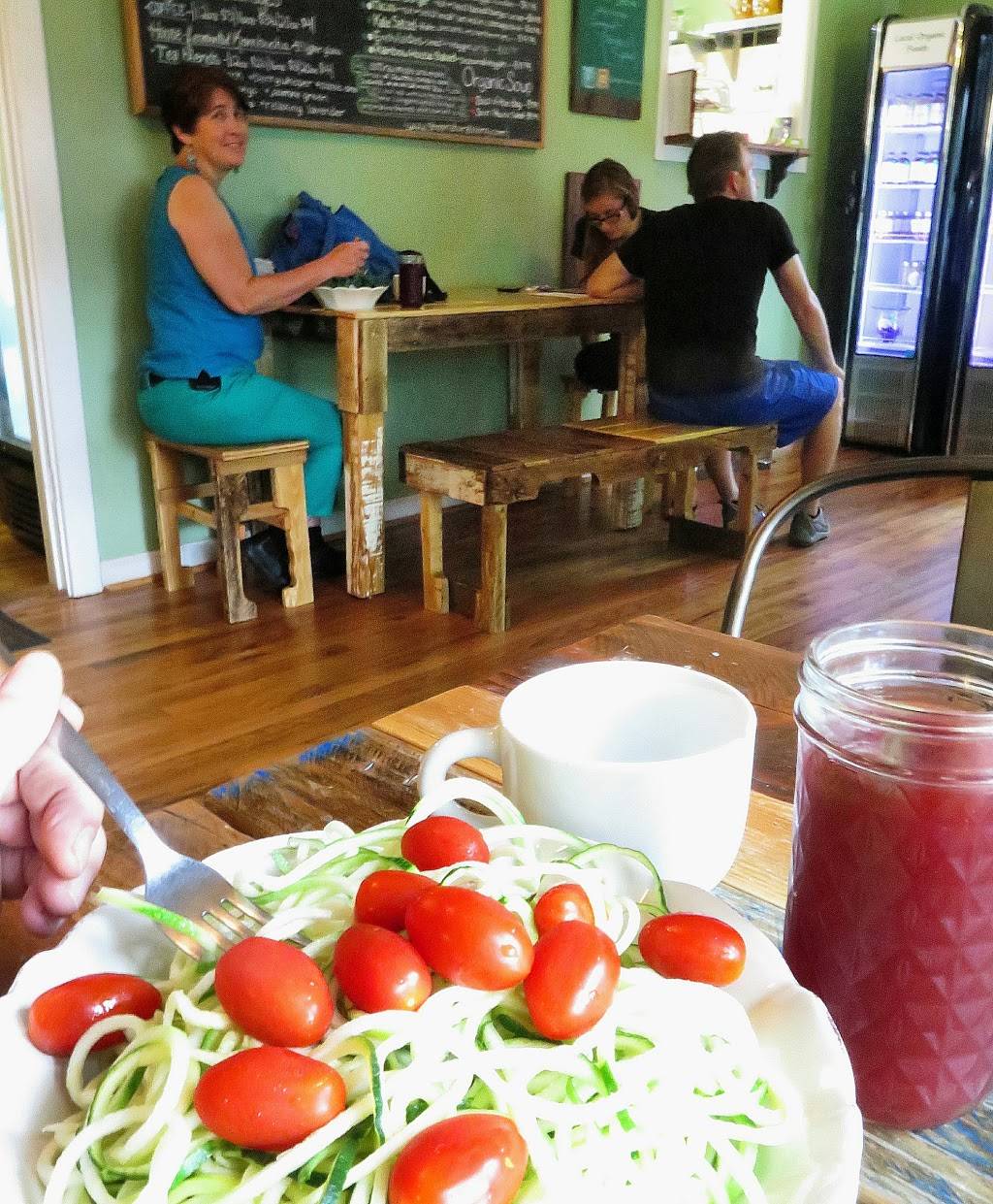 Natural Living Food Co-op and Cafe | cafe | 219 N Michigan Ave, League City, TX 77573, USA | 8326322937 OR +1 832-632-2937