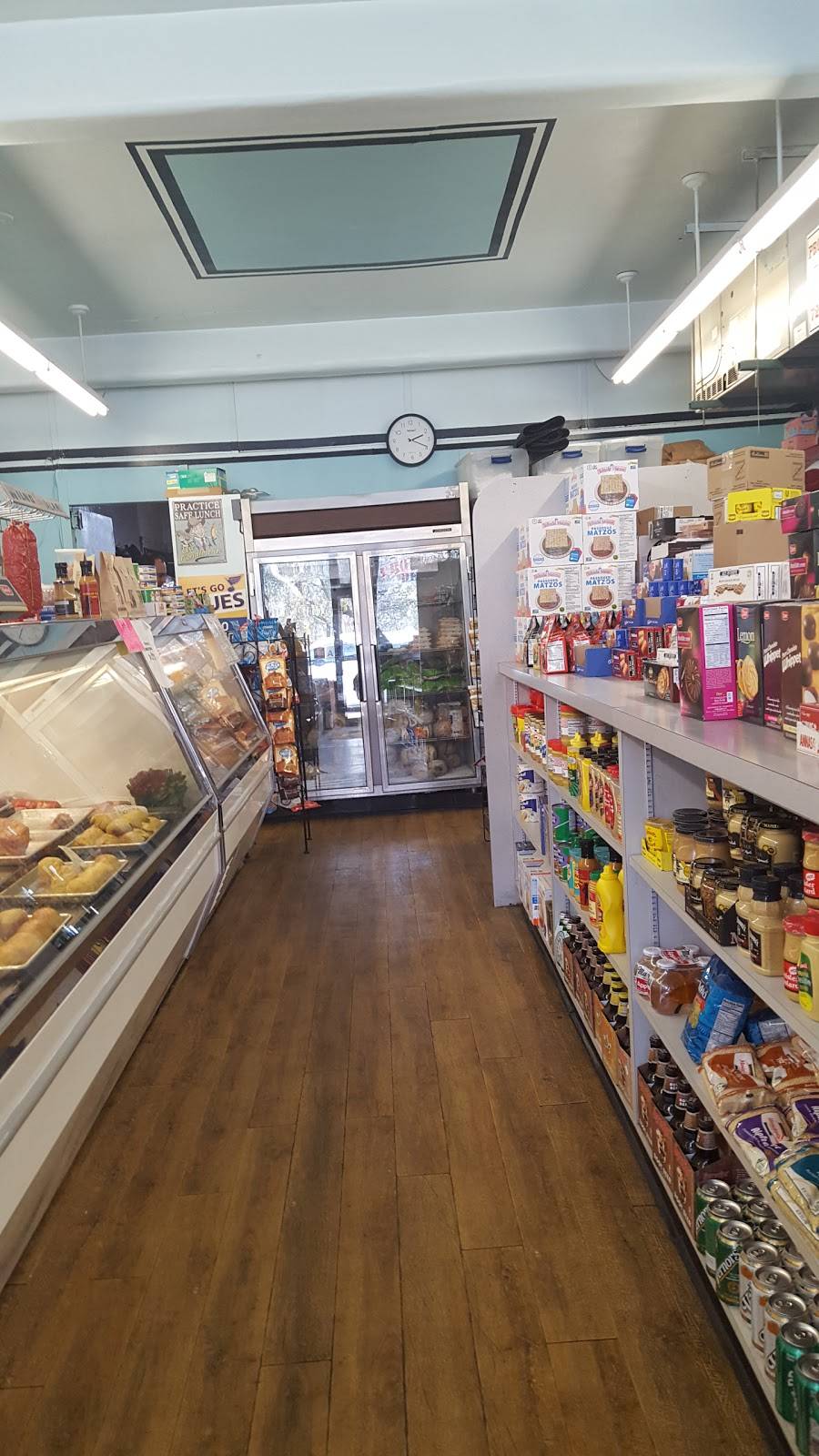 Protzels Delicatessen | meal takeaway | 7608 Wydown Blvd, St. Louis, MO 63105, USA | 3147214445 OR +1 314-721-4445