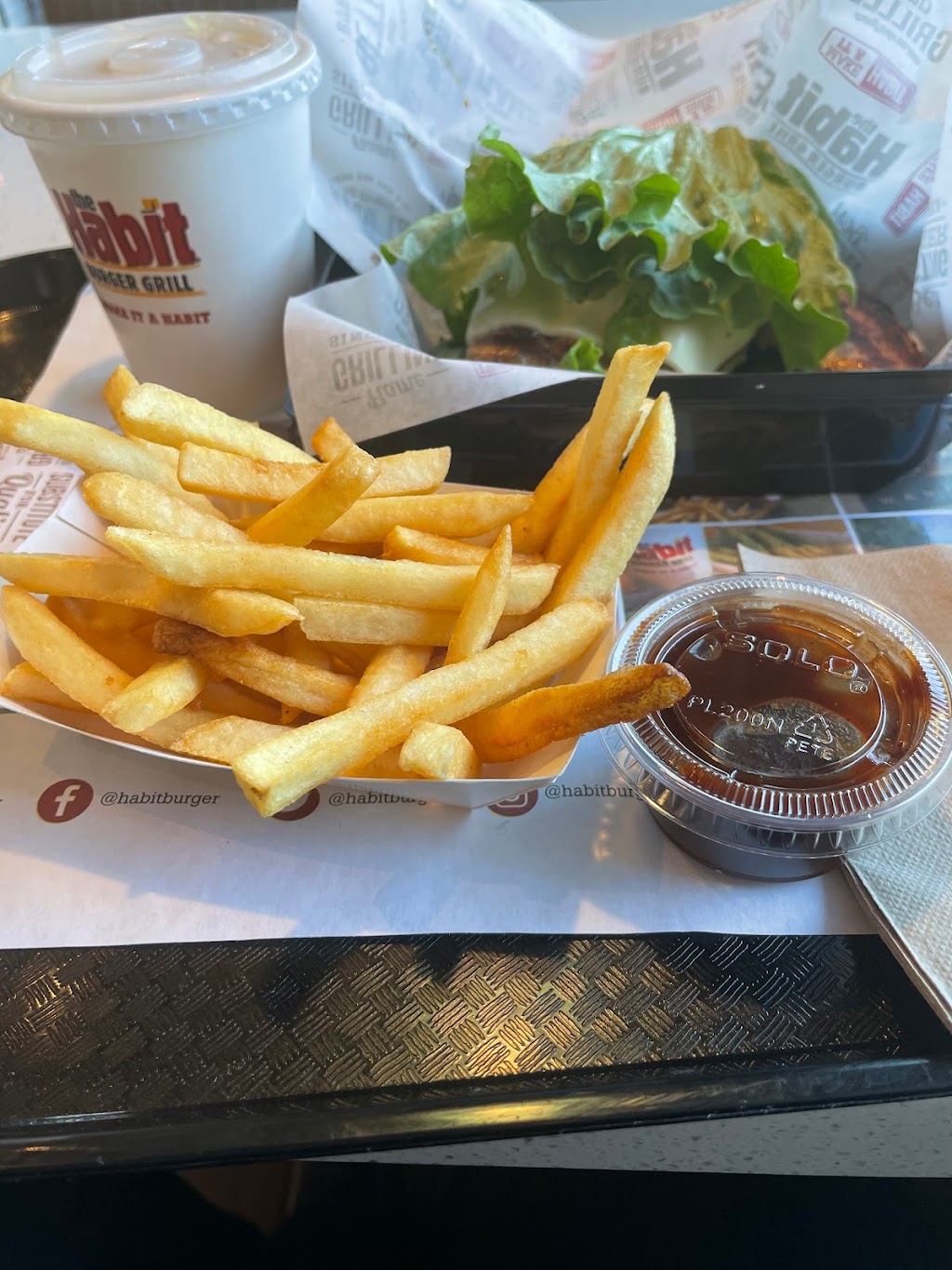 The Habit Burger Grill | restaurant | 2900 E Whitmore Ave, Ceres, CA 95307, USA | 2098041050 OR +1 209-804-1050