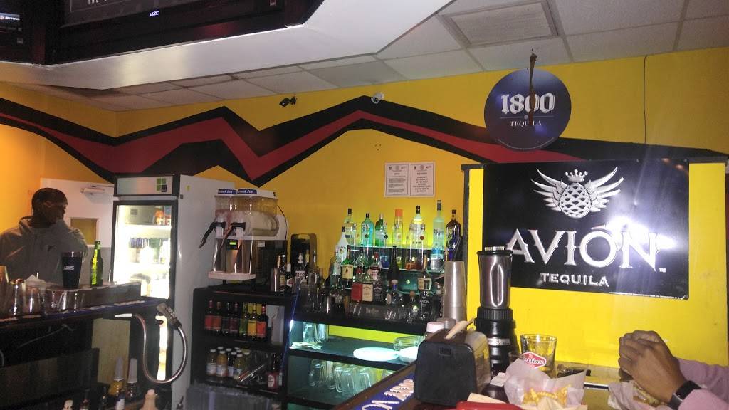 J R Crickets | restaurant | 4550 Jonesboro Rd C, Union City, GA 30291, USA | 7703060700 OR +1 770-306-0700