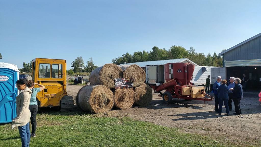 Table Champêtre Terre des Boers | restaurant | 1749 Chemin de la Rivière, Sainte-Clotilde-de-Châteauguay, QC J0L 1W0, Canada | 5147569713 OR +1 514-756-9713
