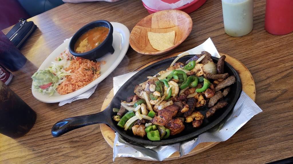 El Asadero De Jalisco Mexican | restaurant | 2123 Culebra Rd, San Antonio, TX 78228, USA | 2107310788 OR +1 210-731-0788