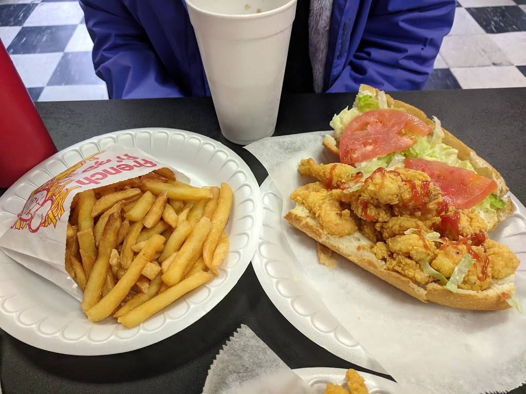 Leo Caboose | restaurant | 1523 Aline St, New Orleans, LA 70115, USA | 5048997883 OR +1 504-899-7883