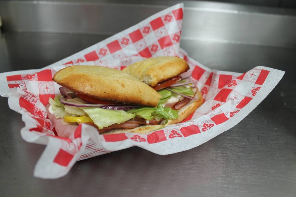 Carsons Corner Pizza and Ice Cream | restaurant | 116 Forsyth St, Piketon, OH 45661, USA | 7402891300 OR +1 740-289-1300