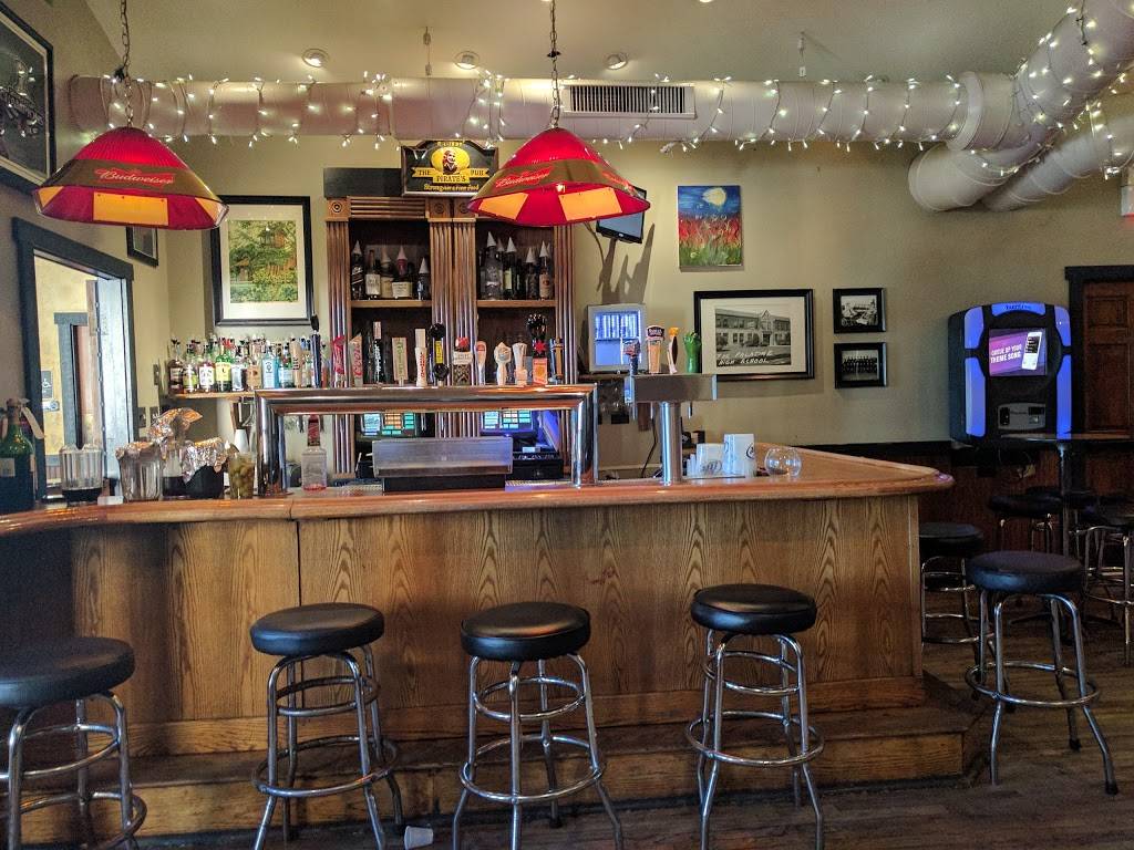 Lamplighter Inn Tavern & Grille | restaurant | 60 N Bothwell St, Palatine, IL 60067, USA | 8479912420 OR +1 847-991-2420