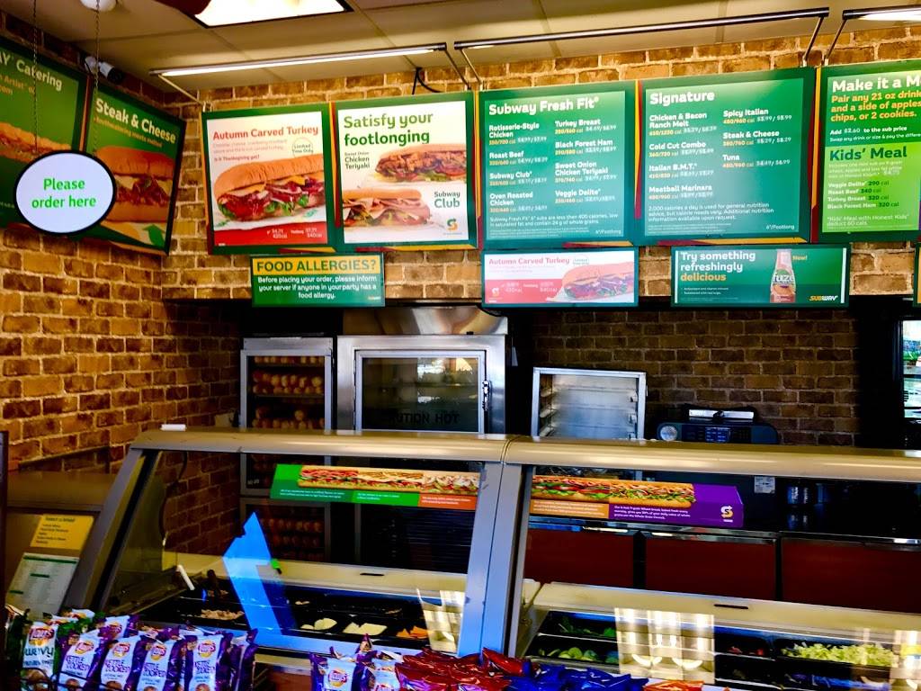 Subway | meal takeaway | 138 Cambridge St, Boston, MA 02114, USA | 6177224068 OR +1 617-722-4068