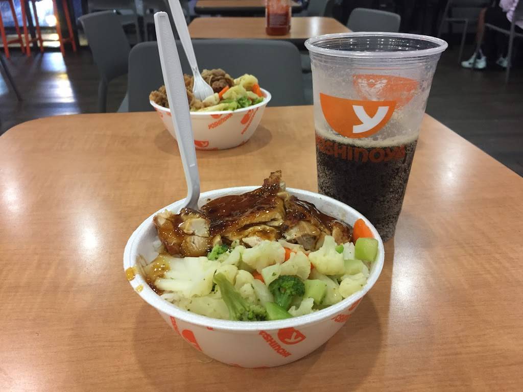 Yoshinoya Figueroa & 30th | restaurant | 3021 S Figueroa St, Los Angeles, CA 90007, USA | 2137493196 OR +1 213-749-3196