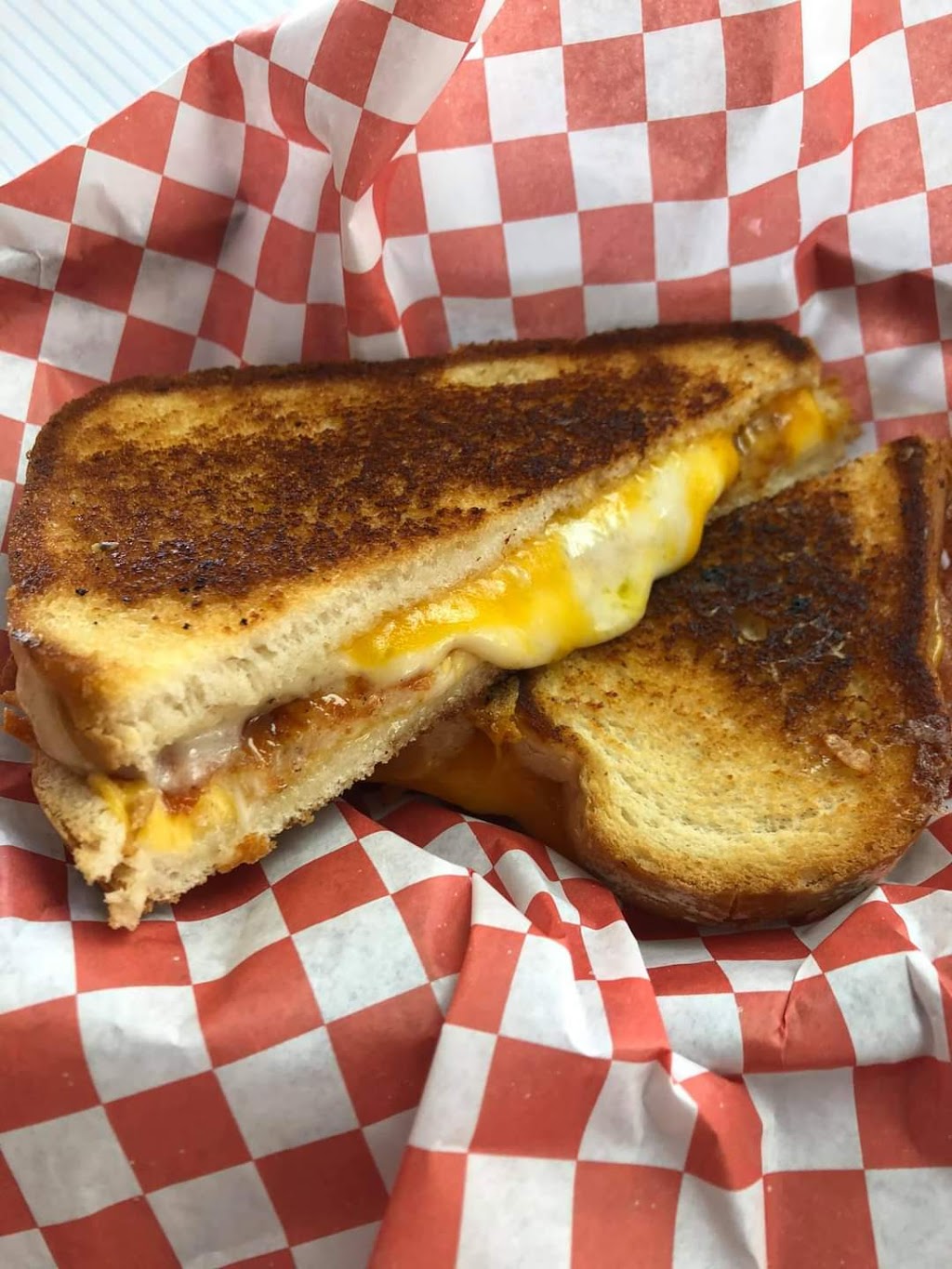 Coris Seafood Grill | restaurant | 1431 49th St S, Gulfport, FL 33707, USA | 7278009171 OR +1 727-800-9171