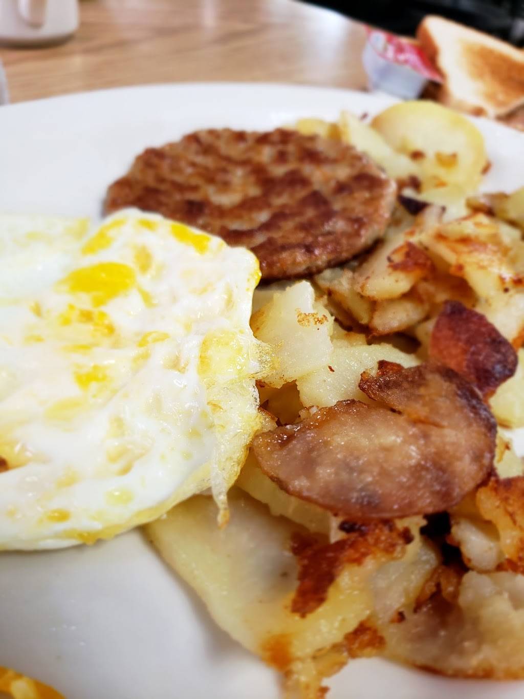 Pauls Fifth Avenue | restaurant | 1565 W 5th Ave, Columbus, OH 43212, USA | 6144818848 OR +1 614-481-8848