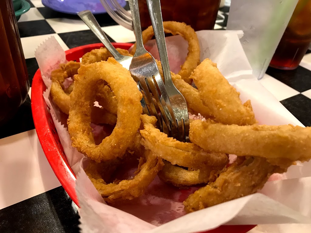 Docs Seafood Shack & Oyster Bar | restaurant | 26029 Canal Rd, Orange Beach, AL 36561, USA | 2519816999 OR +1 251-981-6999