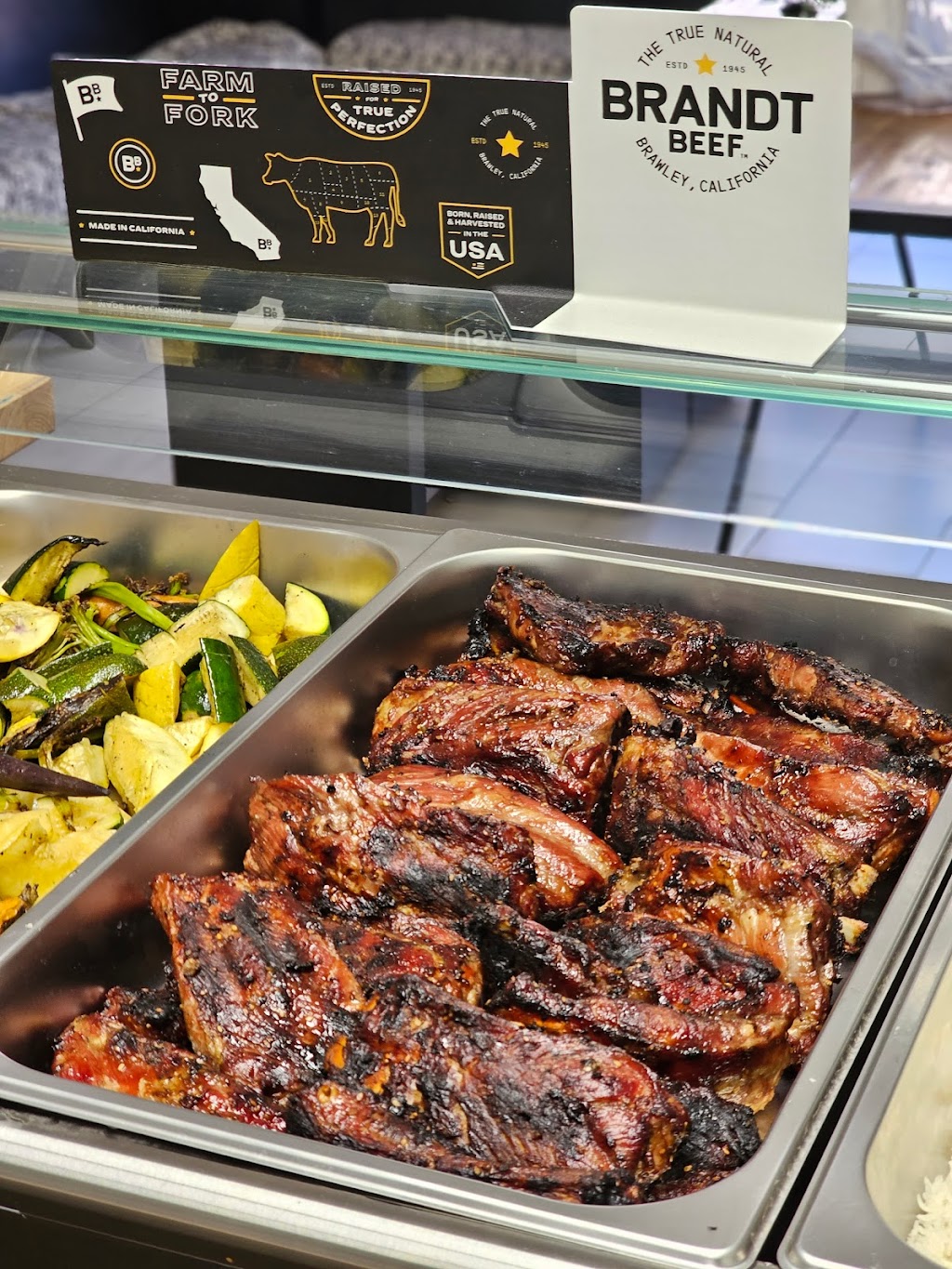 Lay Vince | restaurant | 540 S Indian Canyon Dr, Palm Springs, CA 92264, USA | 7605347362 OR +1 760-534-7362