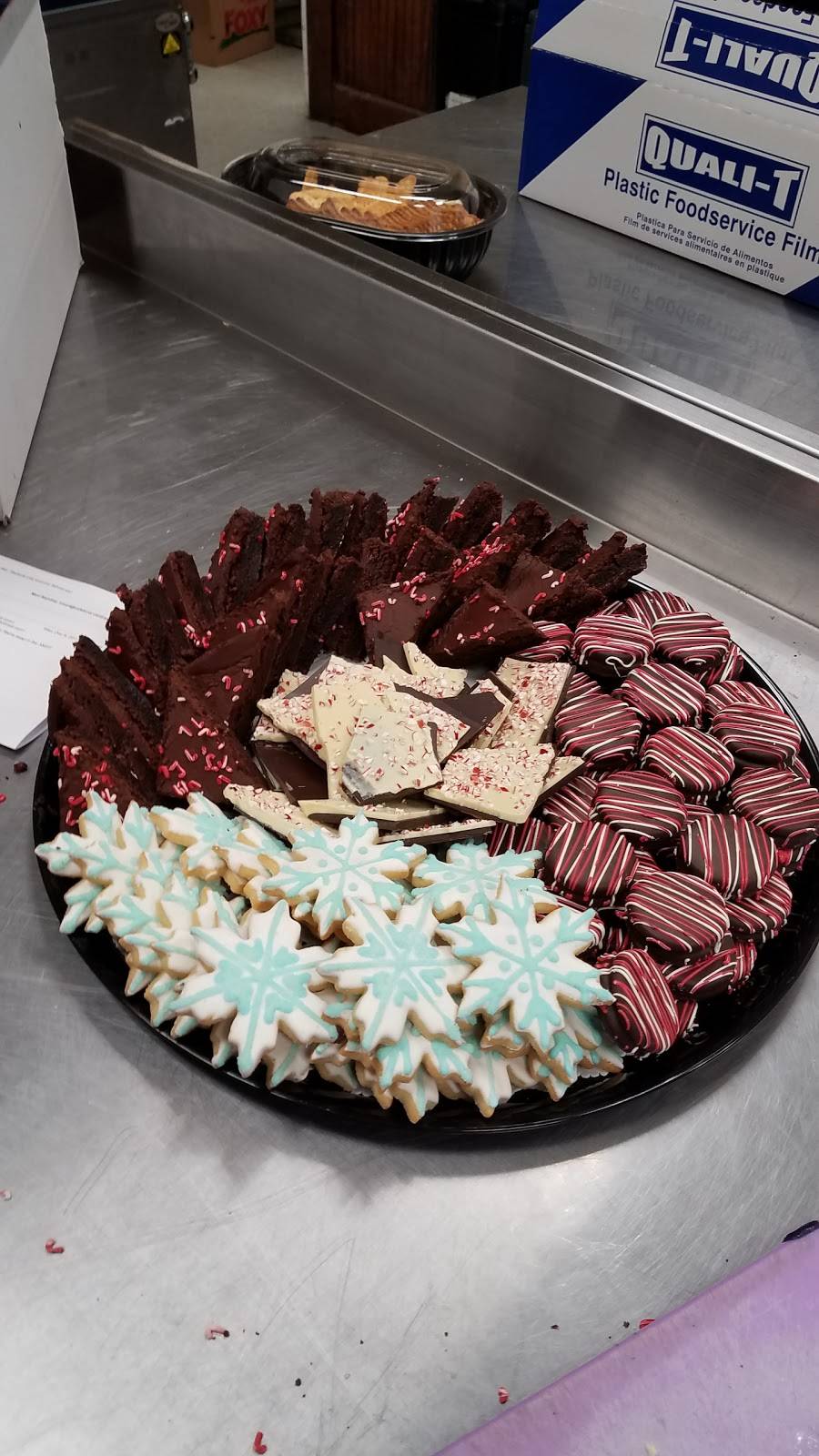 Cafe Luna Catering | restaurant | 612 Massachusetts Ave, Cambridge, MA 02140, USA | 6175763400 OR +1 617-576-3400