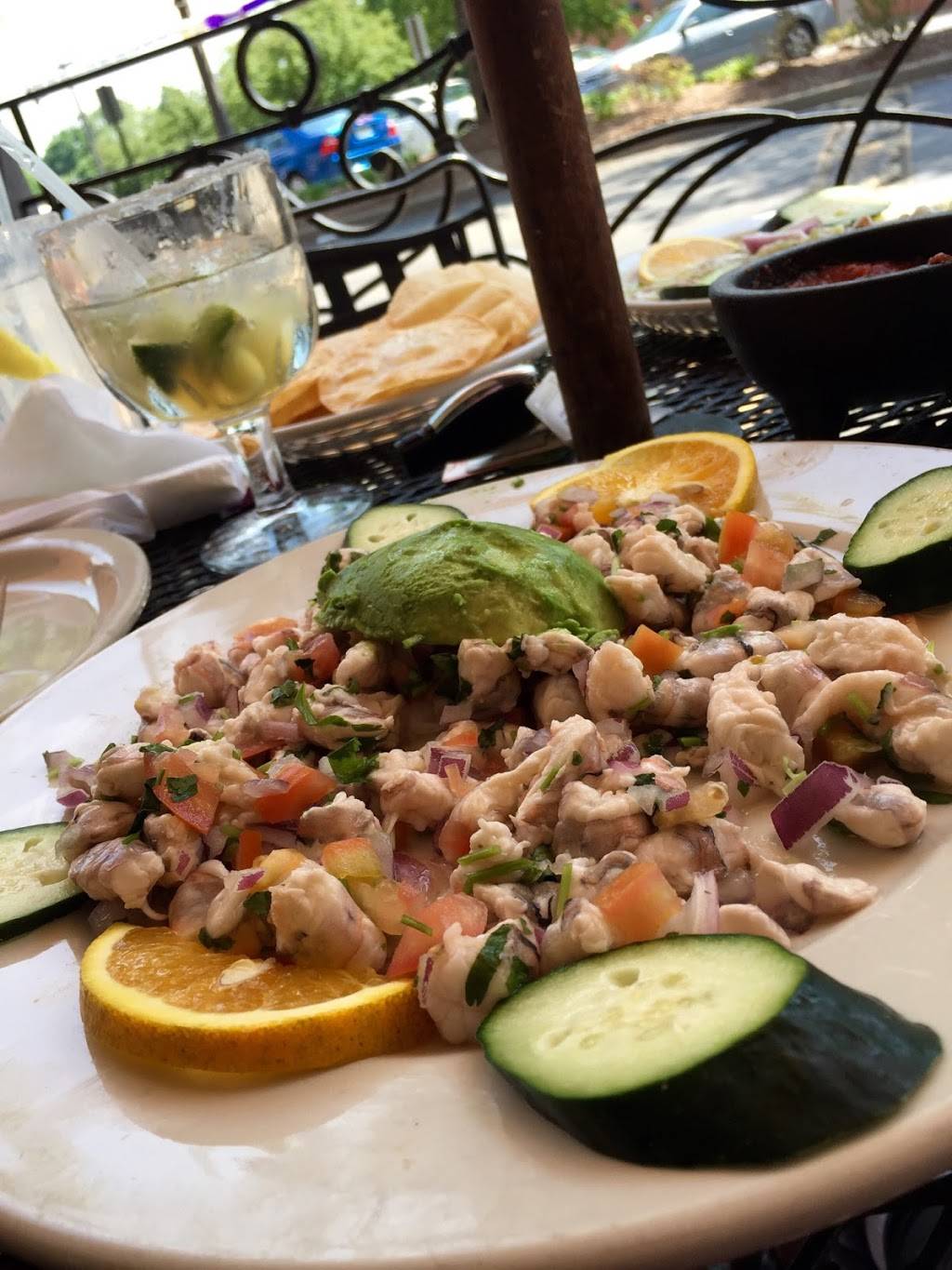 La Villa Mexican Grill & Seafood | restaurant | 2256 Murfreesboro Pike, Nashville, TN 37217, USA | 6153659979 OR +1 615-365-9979