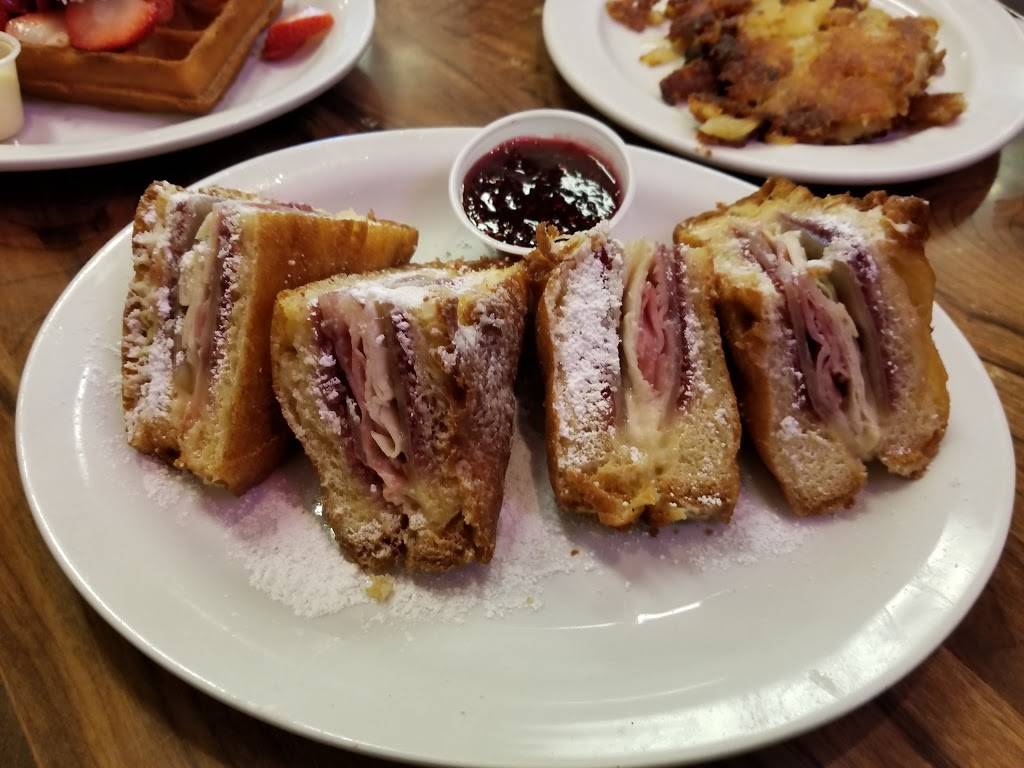 Mollies Famous Cafe | restaurant | 32033 Camino Capistrano, San Juan Capistrano, CA 92675, USA | 9492409261 OR +1 949-240-9261