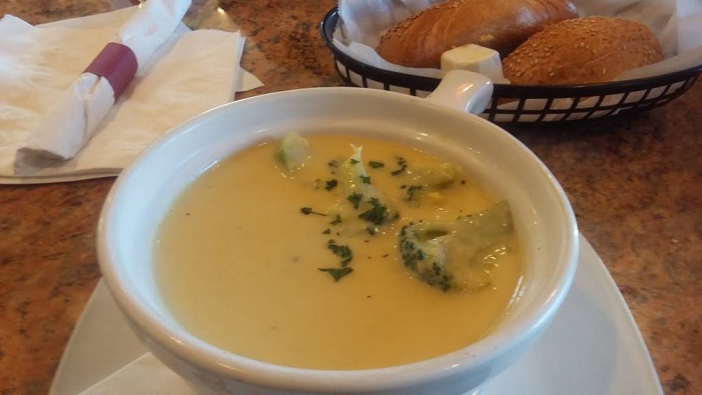 Mamas Italian Grill | restaurant | 4613 W Mountain View Dr, Walnutport, PA 18088, USA | 6107675560 OR +1 610-767-5560