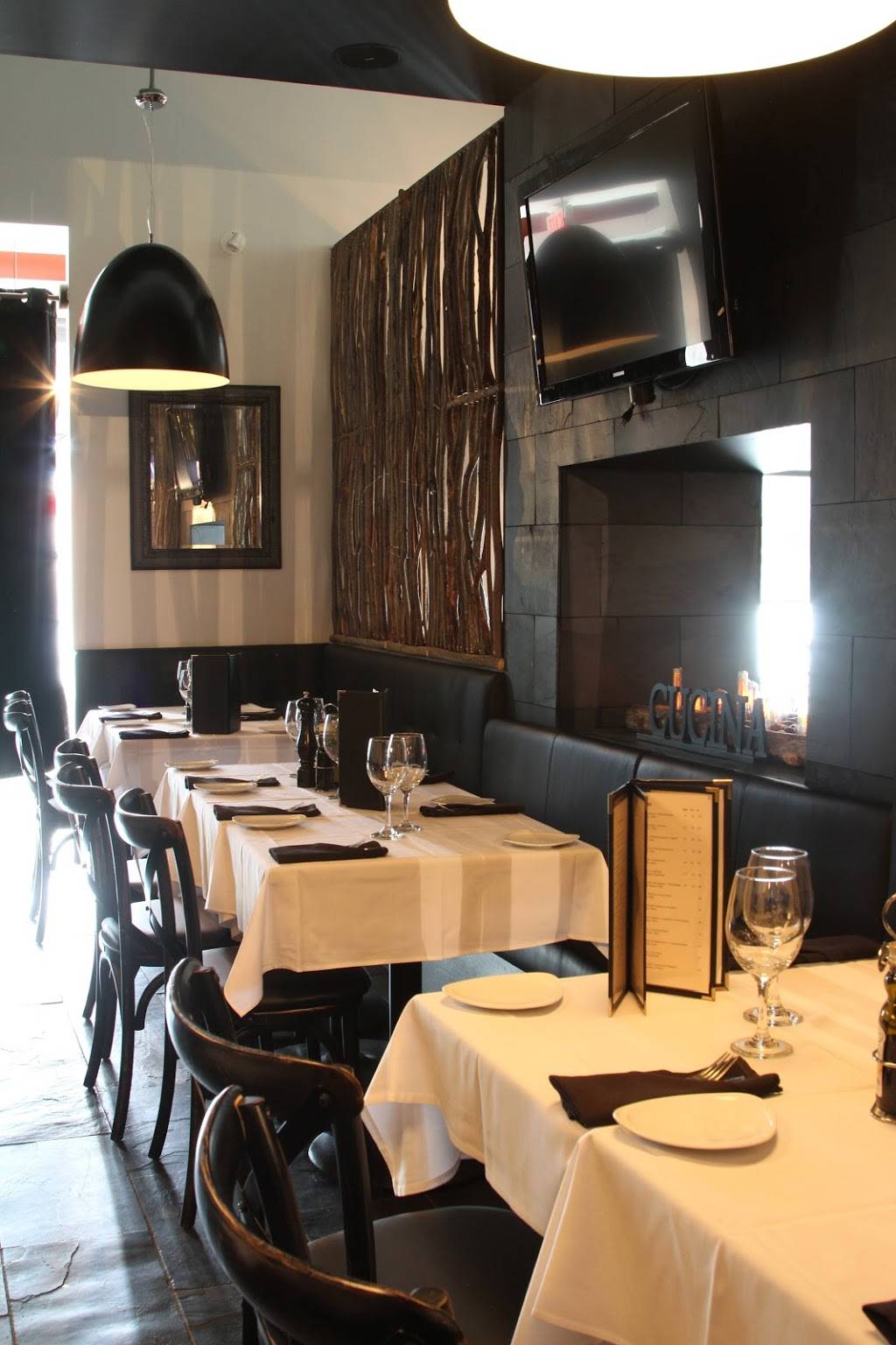 la Cucina Ristorante | restaurant | 5547 Hazeldean Rd, Stittsville, ON K2S 0P5, Canada | 6138361811 OR +1 613-836-1811