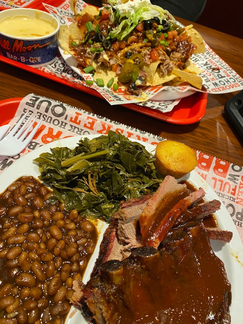 Full Moon Bar-B-Que | restaurant | 1935 Main St, Madison, MS 39110, USA | 6018531712 OR +1 601-853-1712