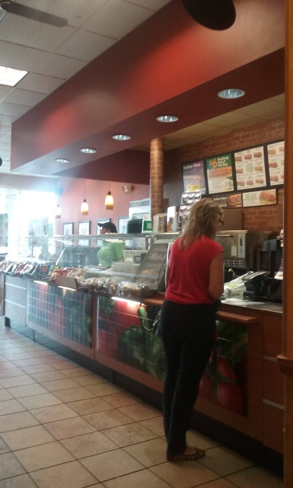 Subway Restaurants | restaurant | Square Shopping Center, 9585 N Regency Square Blvd Suite 5, Jacksonville, FL 32225, USA | 9047242120 OR +1 904-724-2120