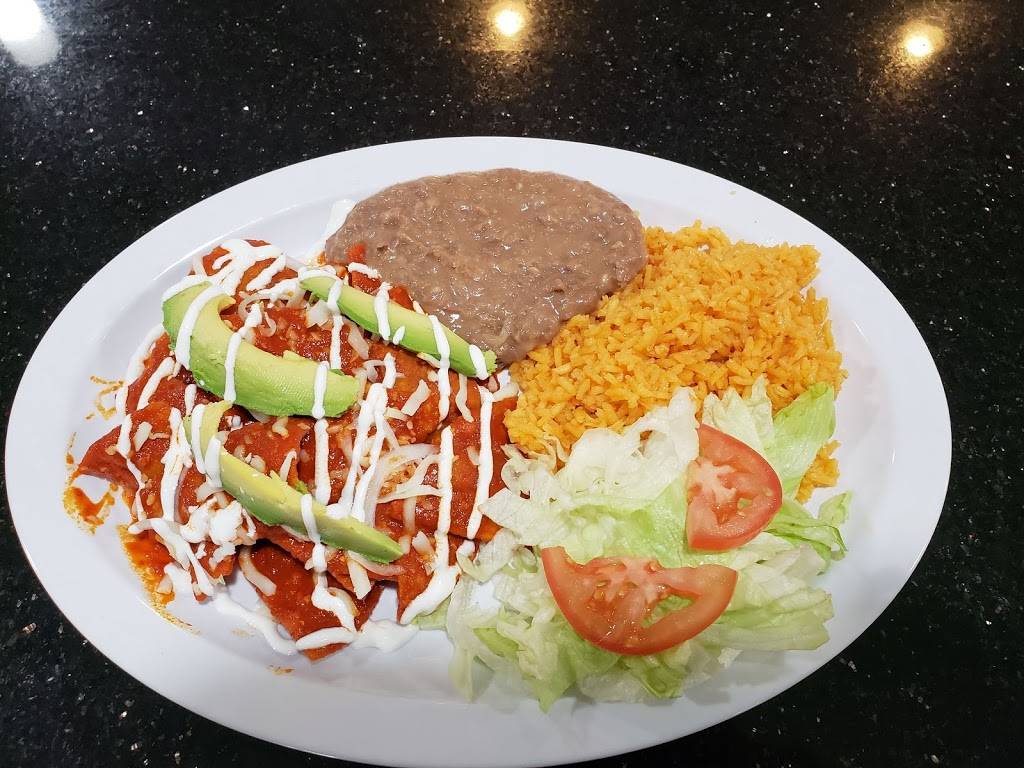 Cemitas Poblanas y Tacos | restaurant | 345 W N Ave, Villa Park, IL 60181, USA | 6304153070 OR +1 630-415-3070