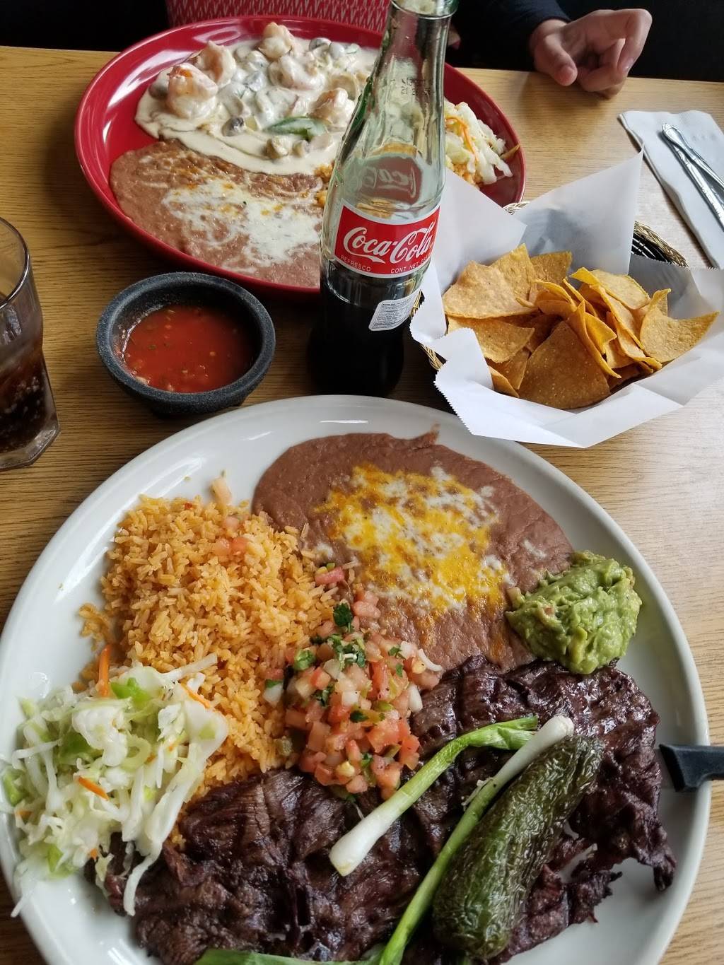 5 Hermanos Restaurant | restaurant | 10707 SE Carr Rd, Renton, WA 98055, USA | 4252279104 OR +1 425-227-9104