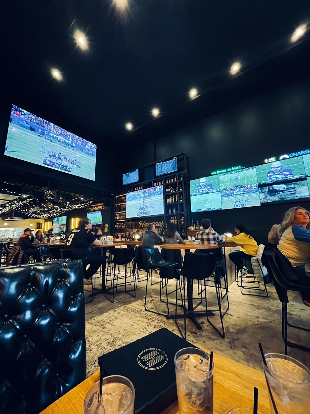 Hizemans | restaurant | 218 S Washington St, Naperville, IL 60540, USA | 6304458378 OR +1 630-445-8378