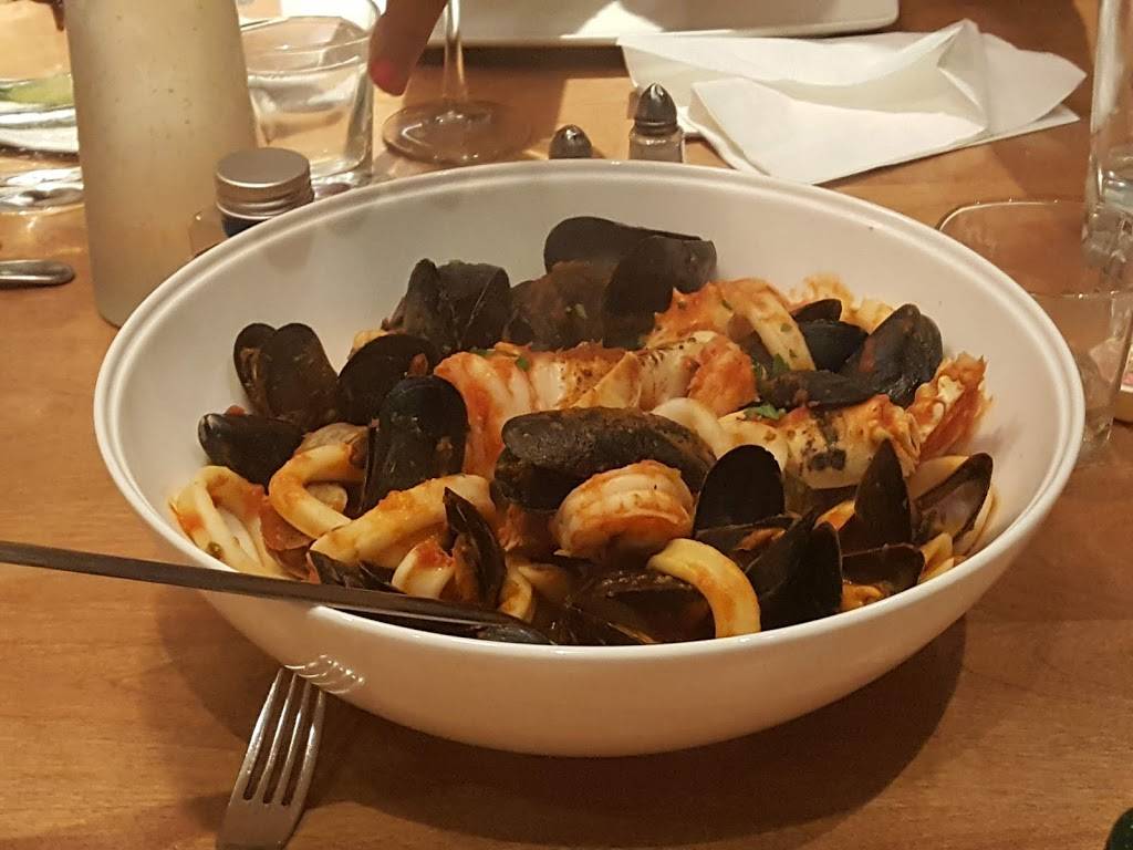 Mezza Notte Trattoria | restaurant | 11 Disera Dr, Thornhill, ON L4J 0A7, Canada | 9057070222 OR +1 905-707-0222