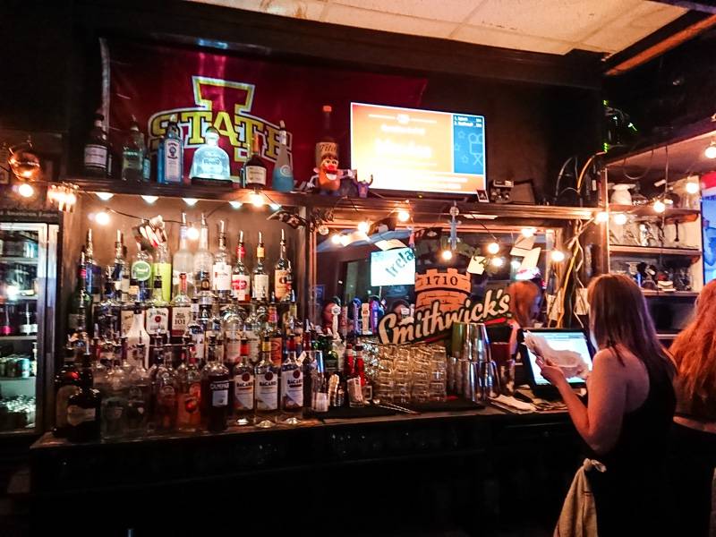 Es Tas Bar & Grill | restaurant | 216 Stanton Ave, Ames, IA 50014, USA | 5153371395 OR +1 515-337-1395