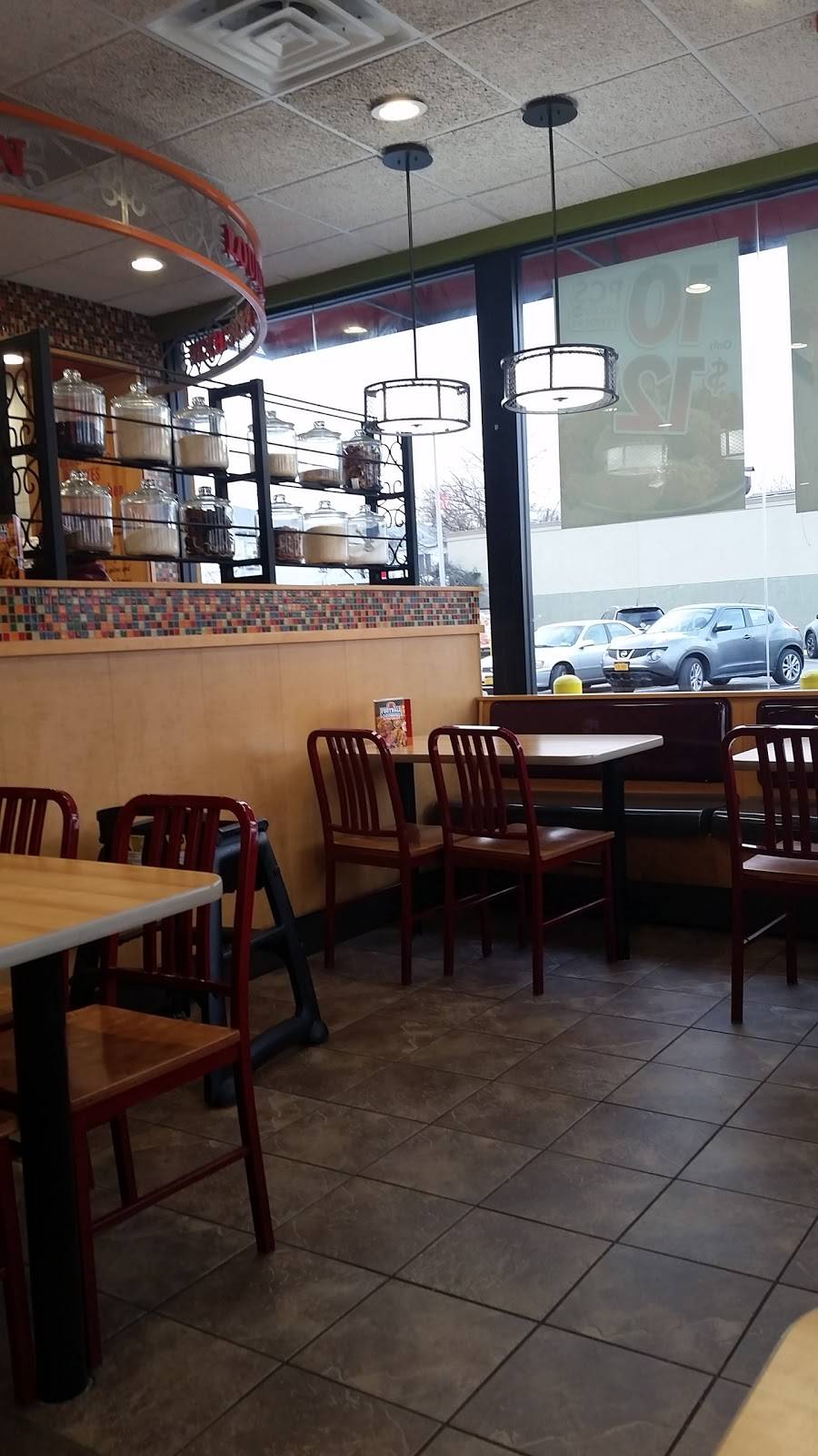 Popeyes Louisiana Kitchen | restaurant | 161-50 Cross Bay Blvd, Howard Beach, NY 11414, USA | 7188453088 OR +1 718-845-3088