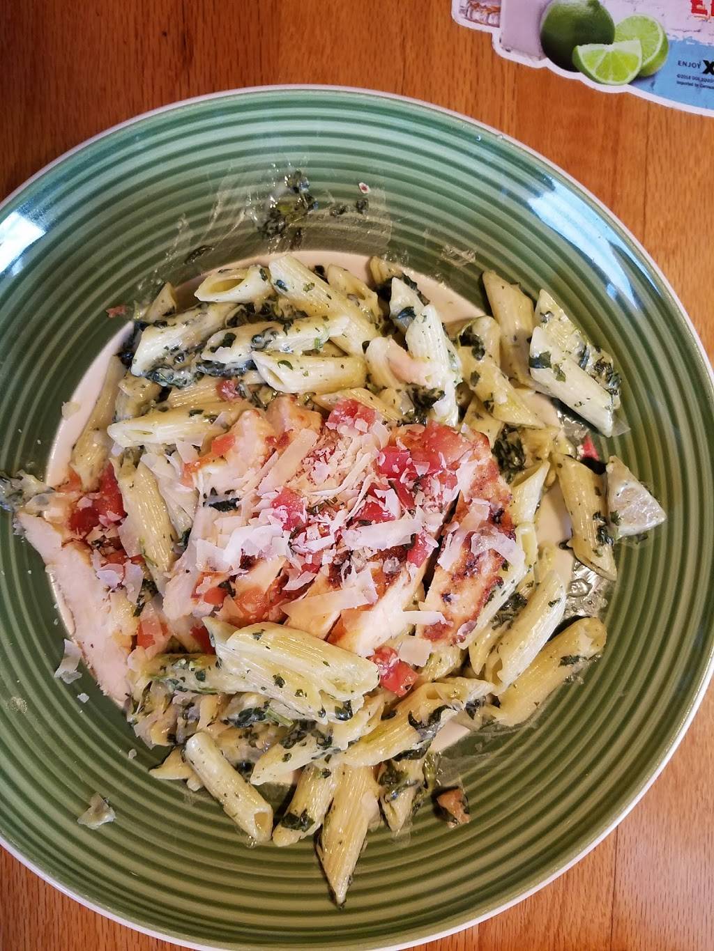 Applebees Grill + Bar | restaurant | 680 N Beacon Blvd, Grand Haven, MI 49417, USA | 6168446813 OR +1 616-844-6813