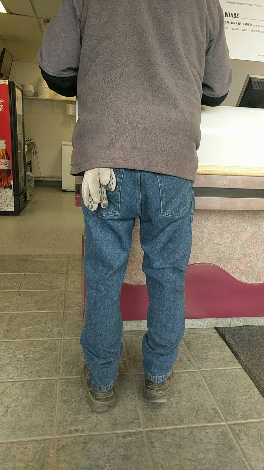 New Orleans Pizza | meal delivery | 16 E Mill St, Elora, ON N0B 1S0, Canada | 5198462400 OR +1 519-846-2400