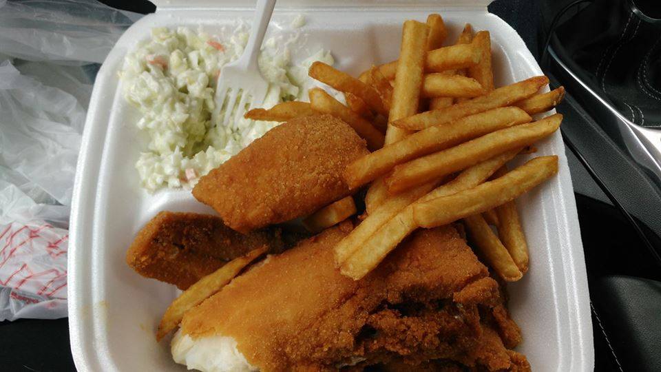 Rolack Seafood | restaurant | 571 William St, Buffalo, NY 14206, USA | 7168564042 OR +1 716-856-4042