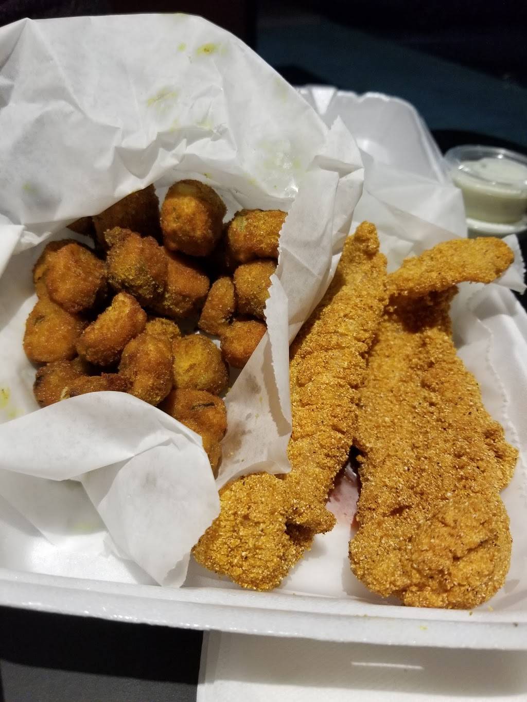 DBos Buffalo Wings-N-Things | restaurant | 7050 Malco Crossing #106, Memphis, TN 38125, USA | 9013638700 OR +1 901-363-8700