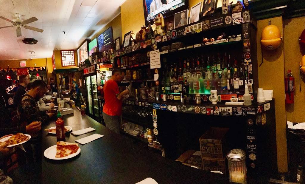 Fongs Pizza | meal delivery | 223 4th St, Des Moines, IA 50309, USA | 5153233333 OR +1 515-323-3333