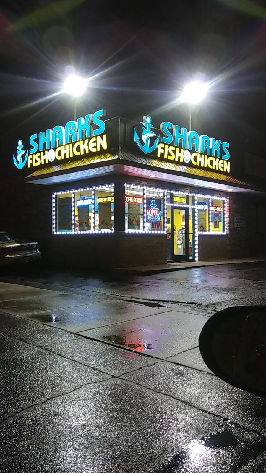 Sharks Fish & Chicken | restaurant | 100 E 79th St, Chicago, IL 60619, USA | 7734874000 OR +1 773-487-4000