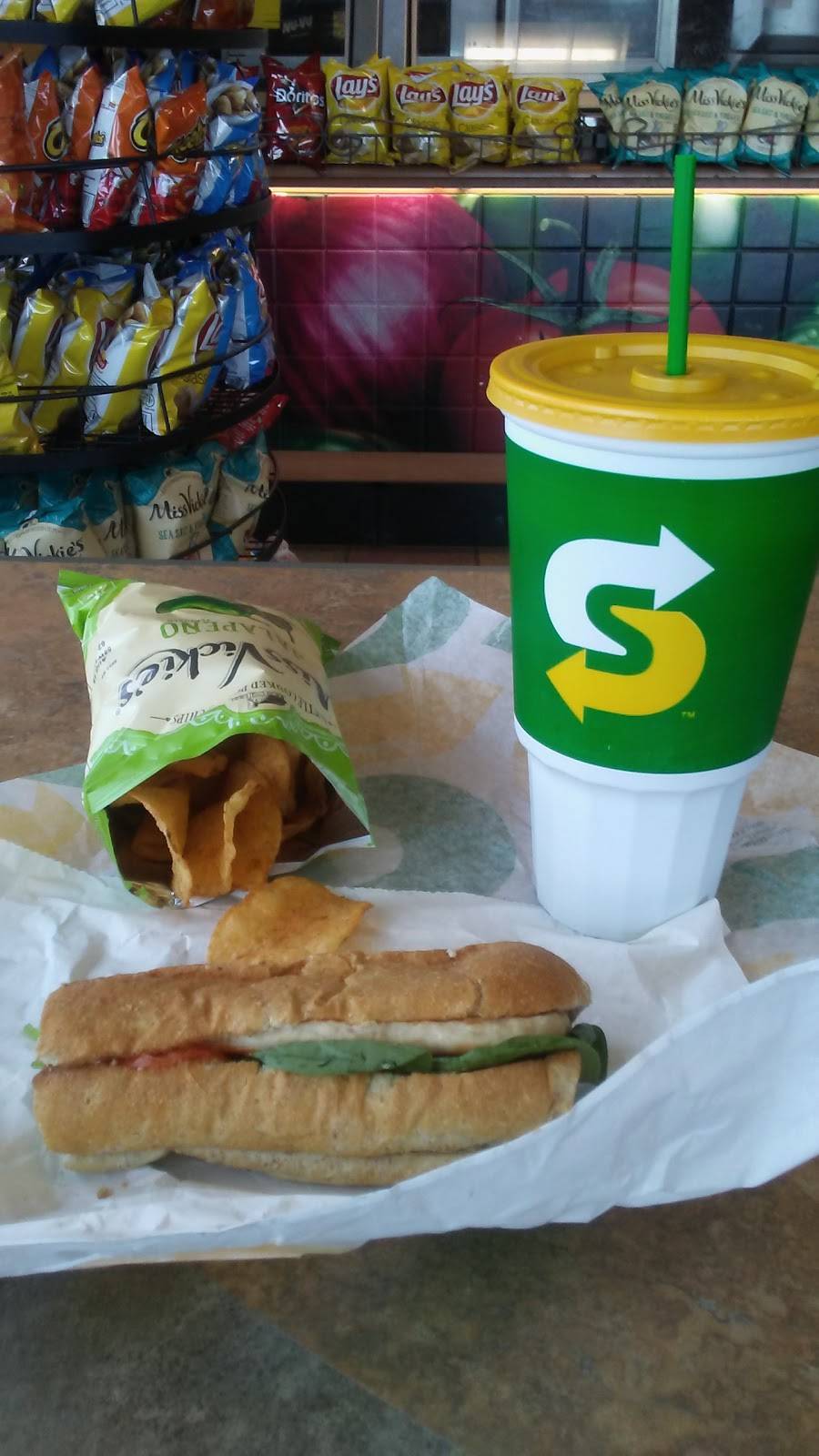 Subway | meal takeaway | 1888 W 12600 S Space A, Riverton, UT 84065, USA | 8012543755 OR +1 801-254-3755