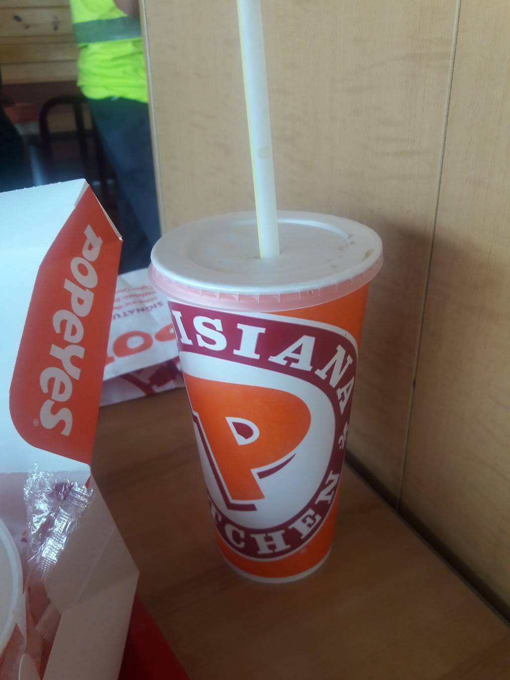 Popeyes Louisiana Kitchen | restaurant | 13210 US-90, Boutte, LA 70039, USA | 9857851377 OR +1 985-785-1377