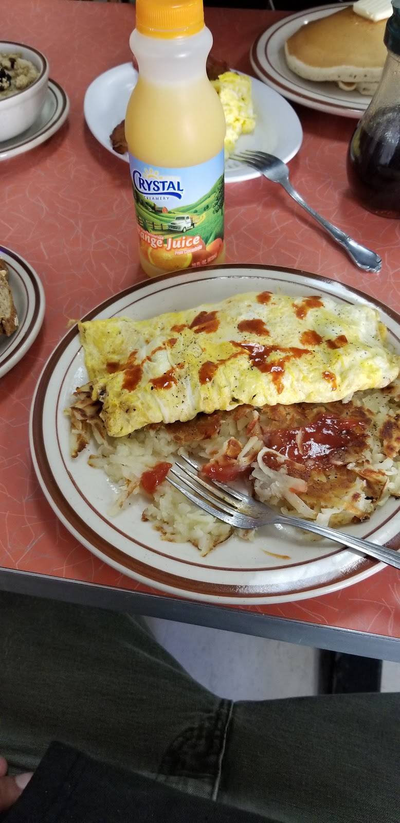 Grumpy Cafe | restaurant | 66 Dorman Ave, San Francisco, CA 94124, USA | 4152852461 OR +1 415-285-2461