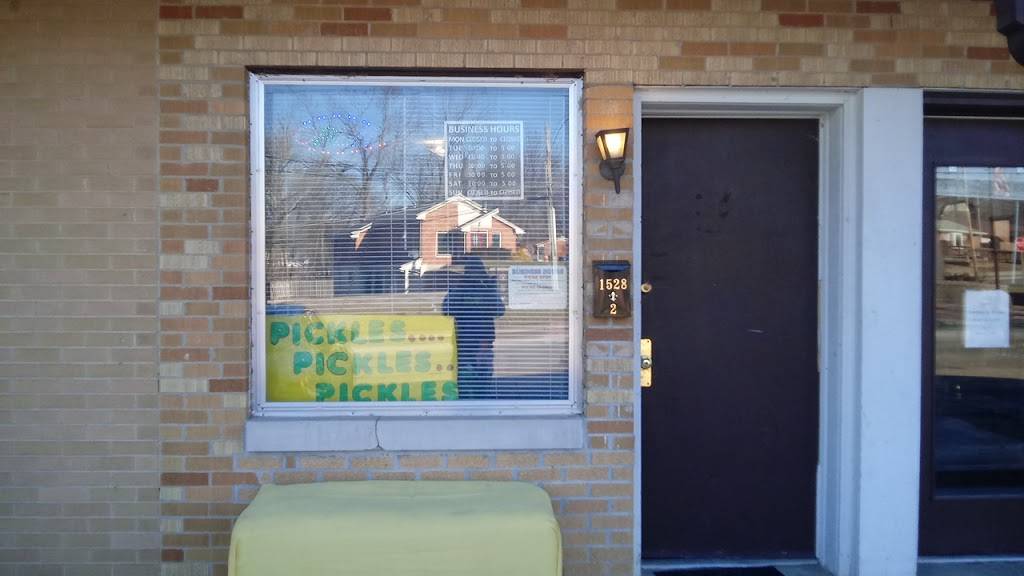 Dillswithatwist | restaurant | 1528 E McCarty St Suite 2, Jefferson City, MO 65101, USA | 5736450308 OR +1 573-645-0308