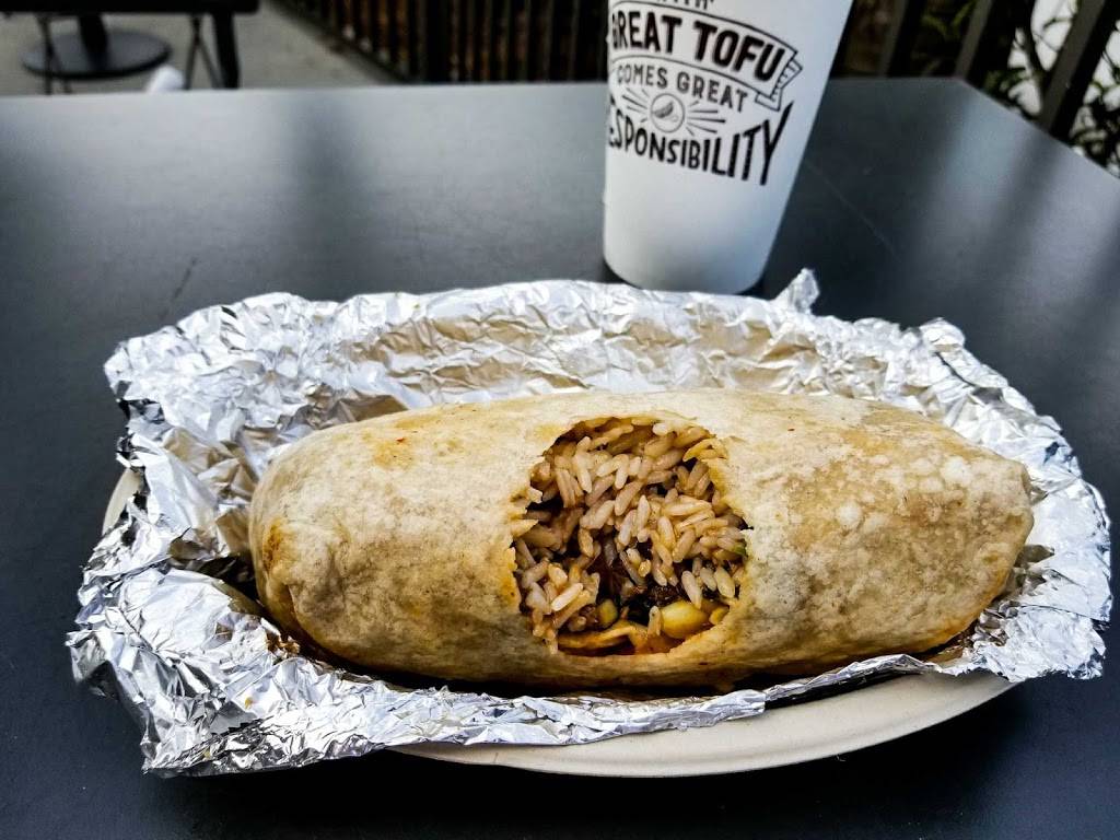 Chipotle Mexican Grill | restaurant | 2322 Harnett Dr, Melbourne, FL 32940, USA | 3216391830 OR +1 321-639-1830