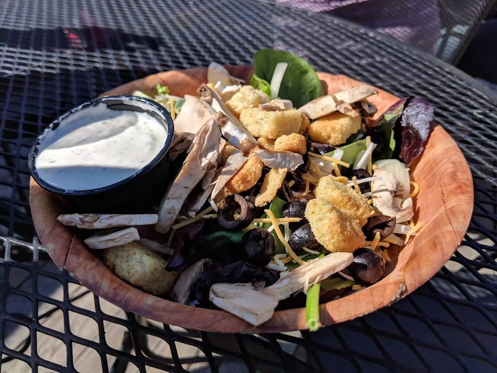 The Waterfront Bar & Grill | restaurant | 512 Crescent St, Menomonie, WI 54751, USA | 7152356541 OR +1 715-235-6541