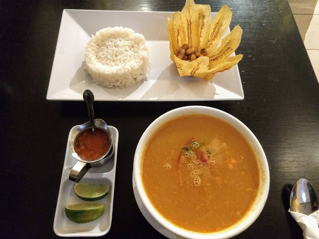 Leticias | restaurant | 40-32 National St, Corona, NY 11368, USA | 7185778180 OR +1 718-577-8180