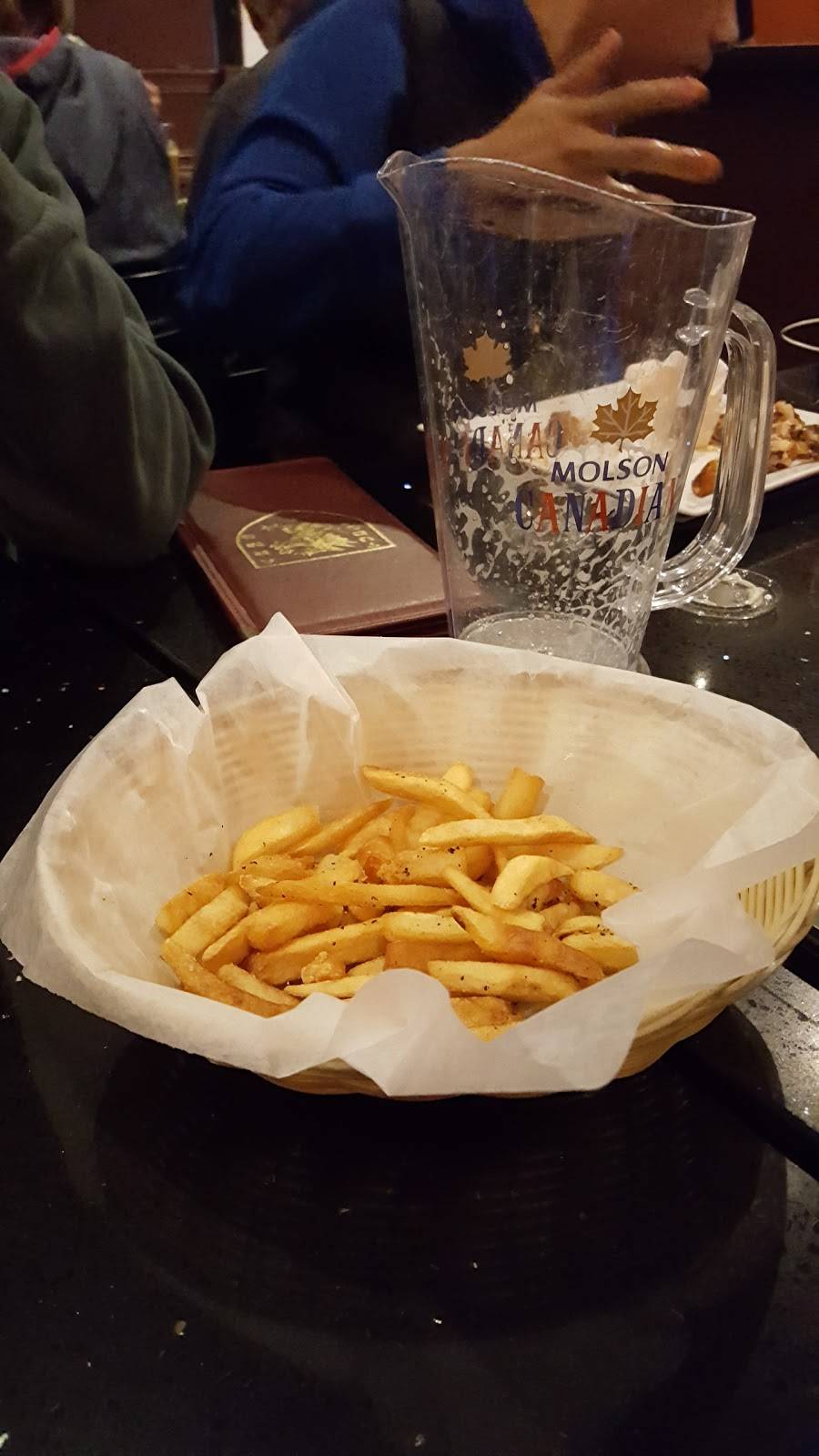 Tudor Arms Pub | restaurant | 1822 Whites Rd N, Pickering, ON L1V 4M1, Canada | 9054925455 OR +1 905-492-5455