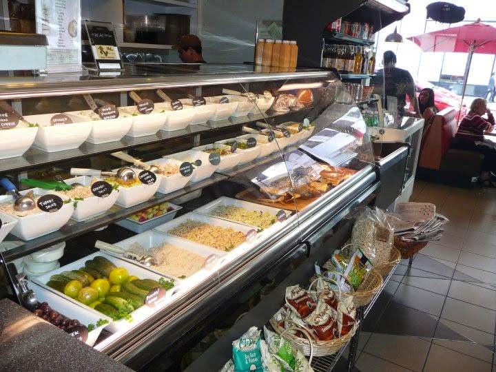 The Nosh of Beverly Hills | bakery | 9689 Santa Monica Blvd, Beverly Hills, CA 90210, USA | 3102713730 OR +1 310-271-3730